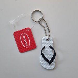 Havaianas Brazil - Flip Flop Keychain | Color: White and Black